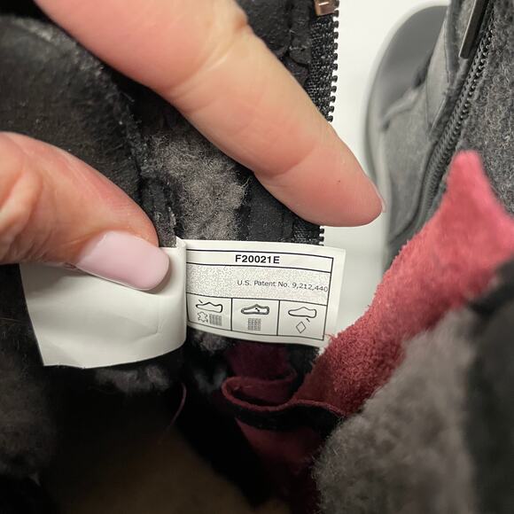 UGG Kesey Black Lace Up Waterproof Ankle Combat Winter Boot Womens Size 5 NEW - Picture 12 of 13